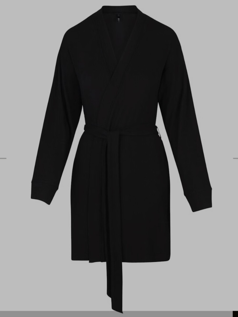 #43 SKIMS Robe M